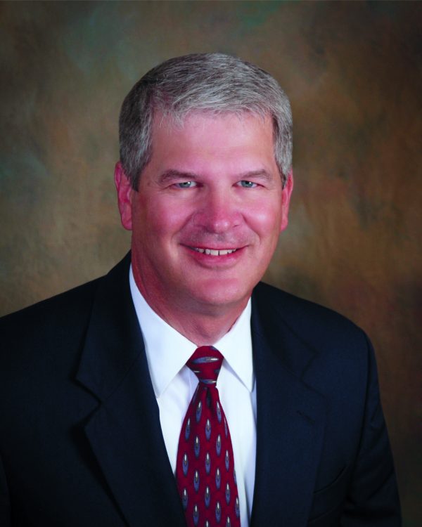 Mayo Clinic Alumni Association John Loftus, M.D. (MED ’89, S ’94